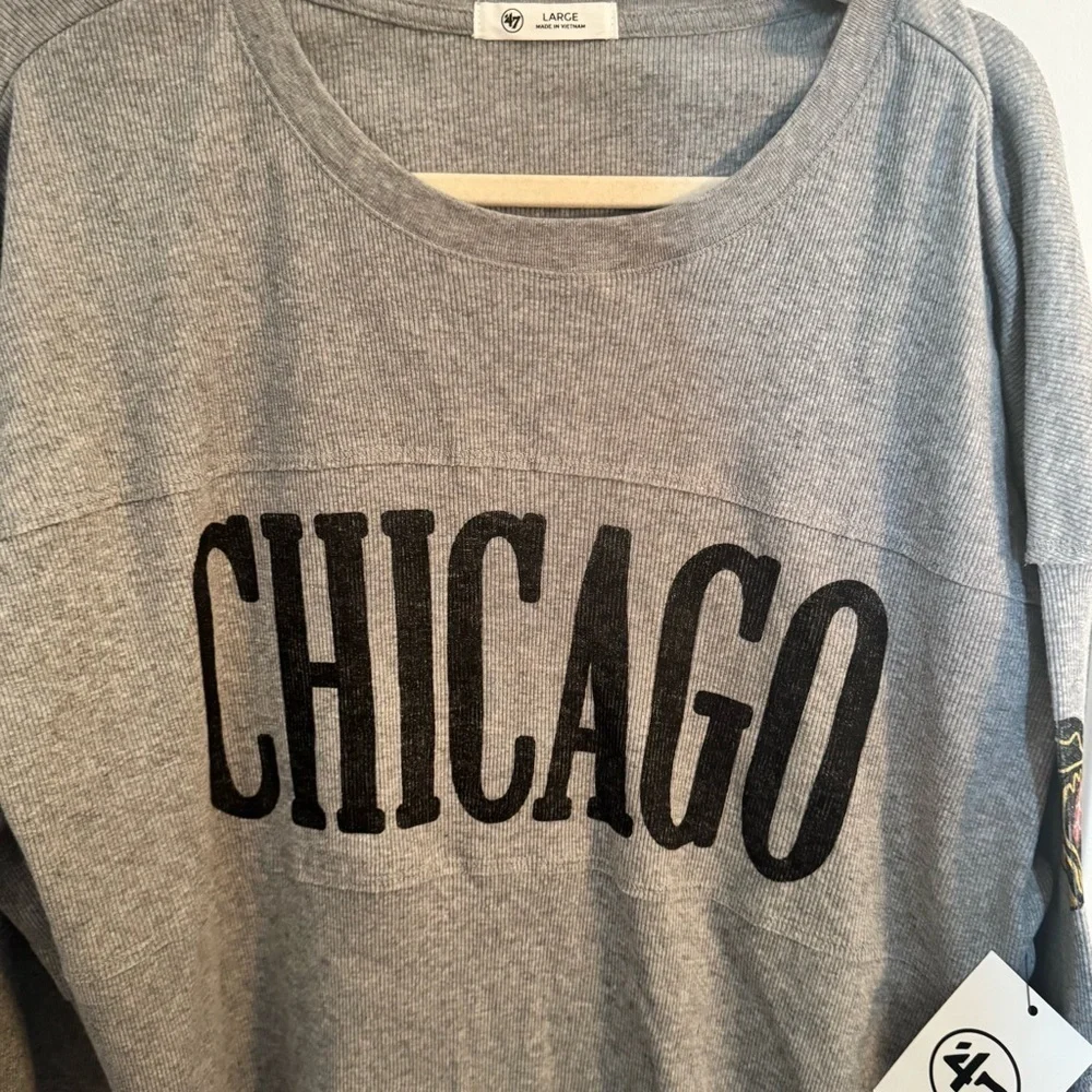 47 Brand Chicago Blackhawks Gray Ribbed Oversized Long Sleeve Top NWT L - Picture 2 of 3